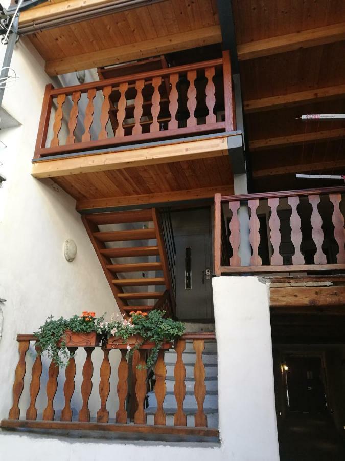 Appartamento" Le Bourg 61" Vda Cir 0208 Aosta Exterior photo